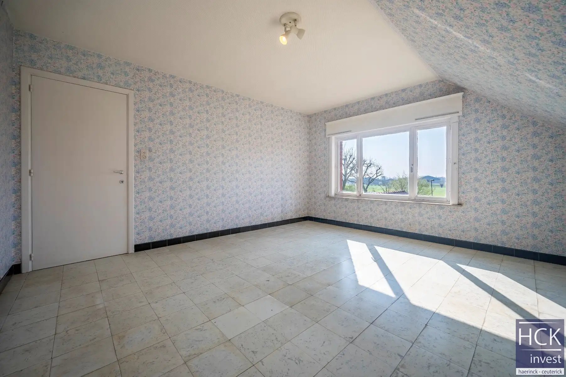 WAREGEM -  Knappe alleenstaande woning op 750m², met prachtig vergezicht !! foto 23