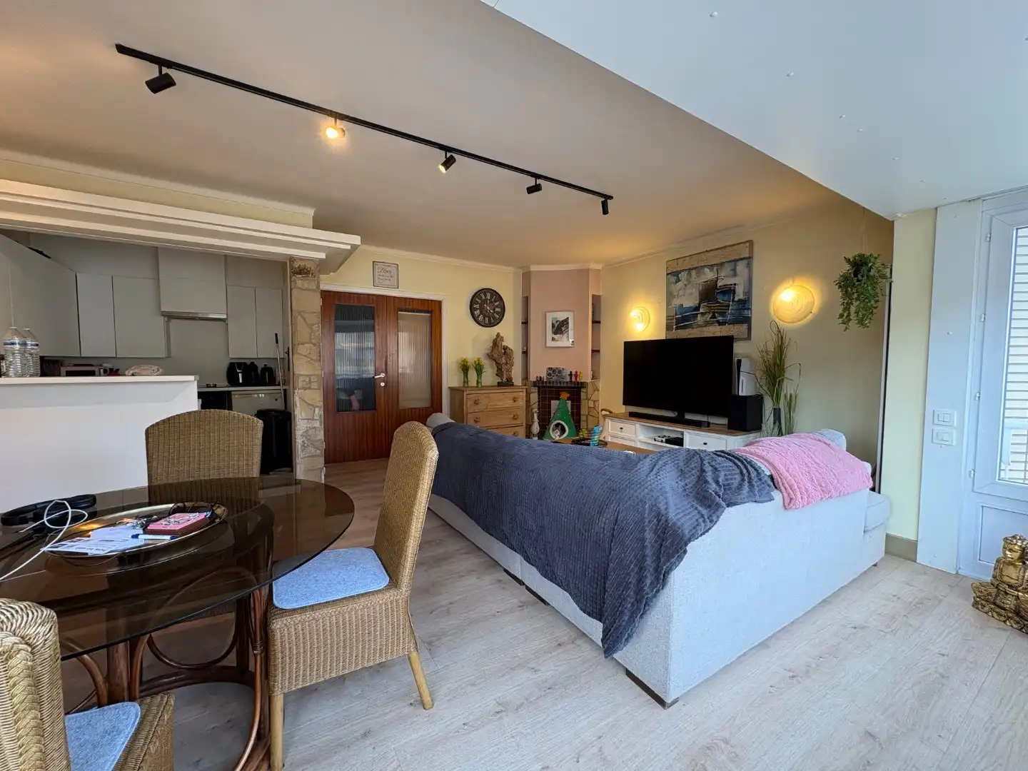 Ruim 2-slaapkamer appartement (95 m²) te koop nabij het centrum van Koksijde-Bad foto 3