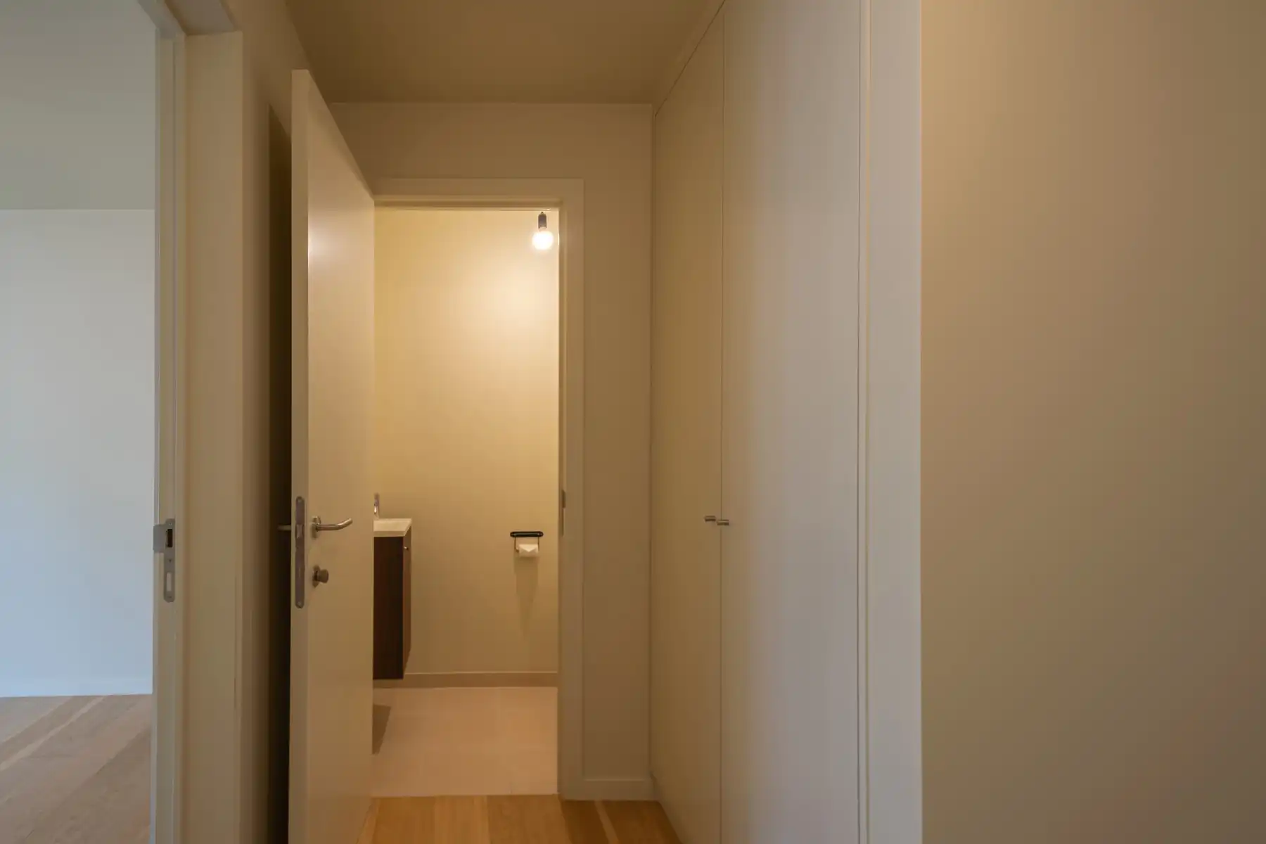 VOLLEDIG GERENOVEERD APPARTEMENT MET LIFT foto 11