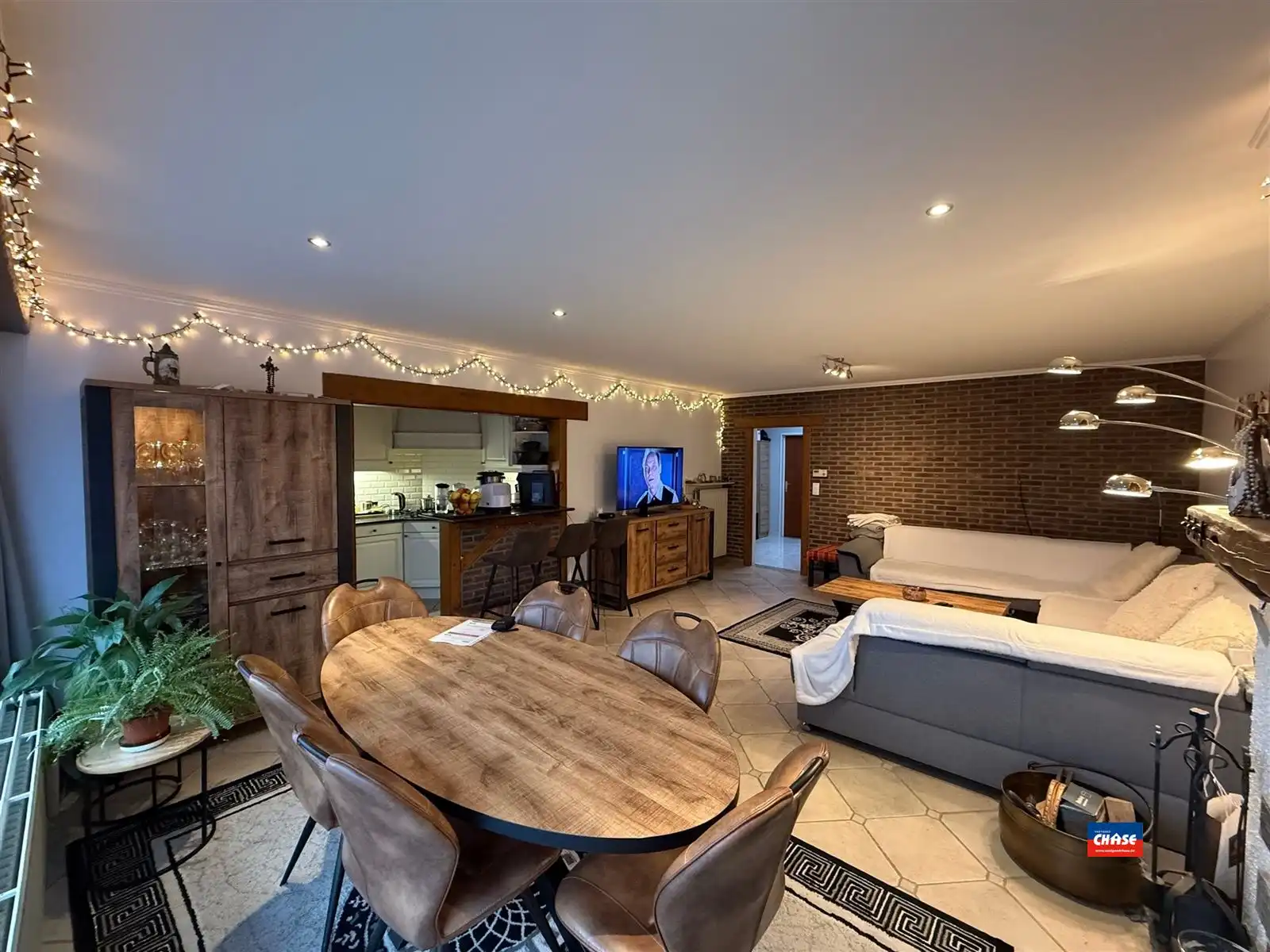 Appartement met 2 slpks en garage foto {{pictureIndex}}