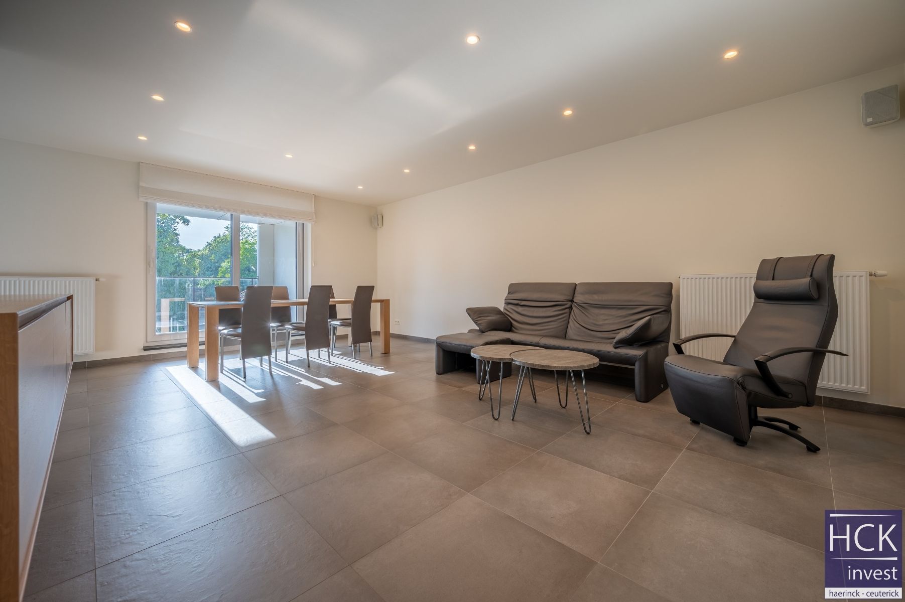 KRUISHOUTEM - Prachtig appartement met groot terras + garagebox foto 4