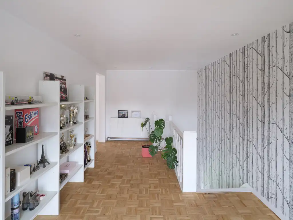 Karaktervolle woning met polyvalente achterbouw en aangename tuin in Westrem. foto 16