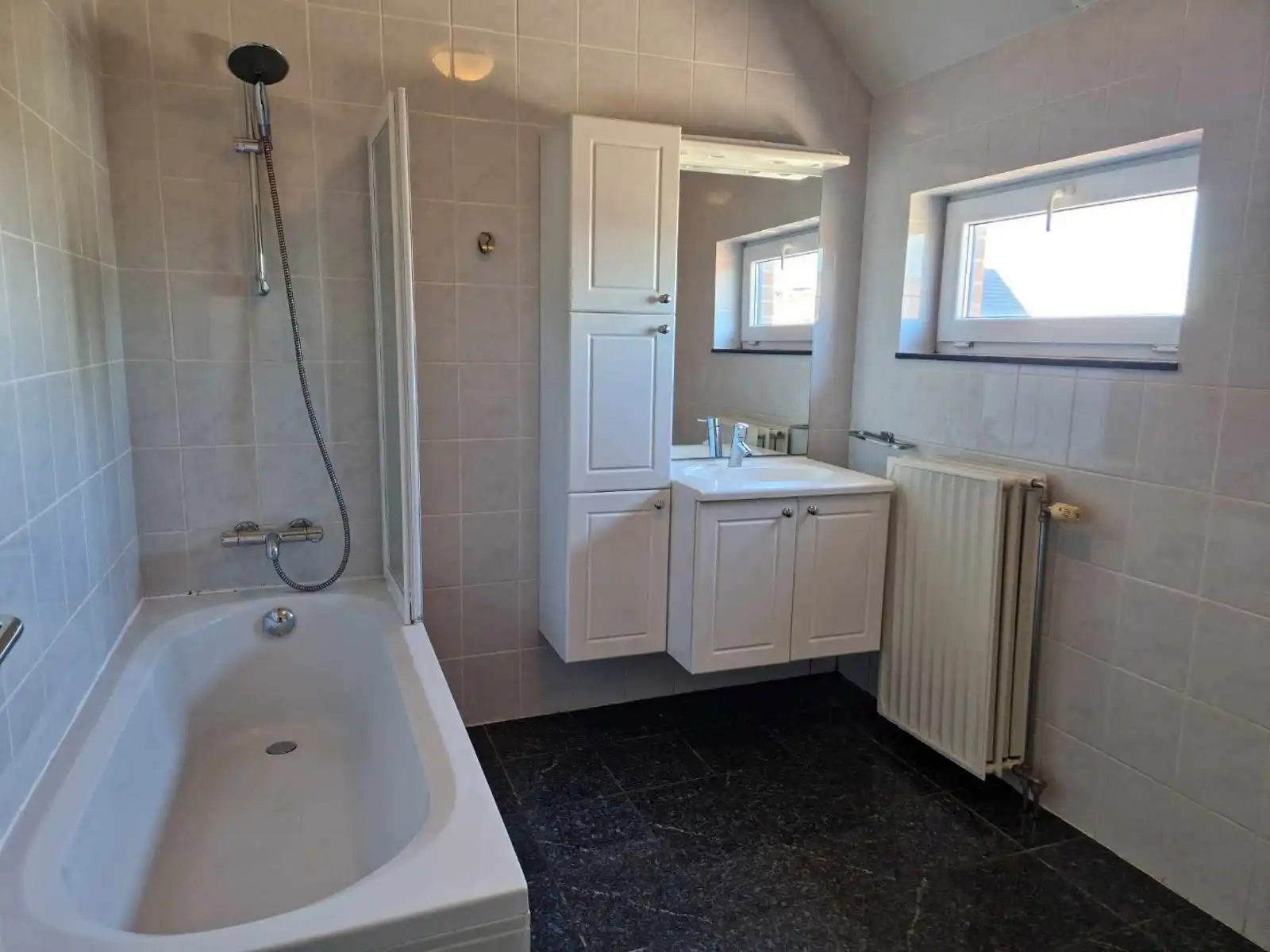 Duplex appartement met 2 slaapkamers in Oordegem foto 6