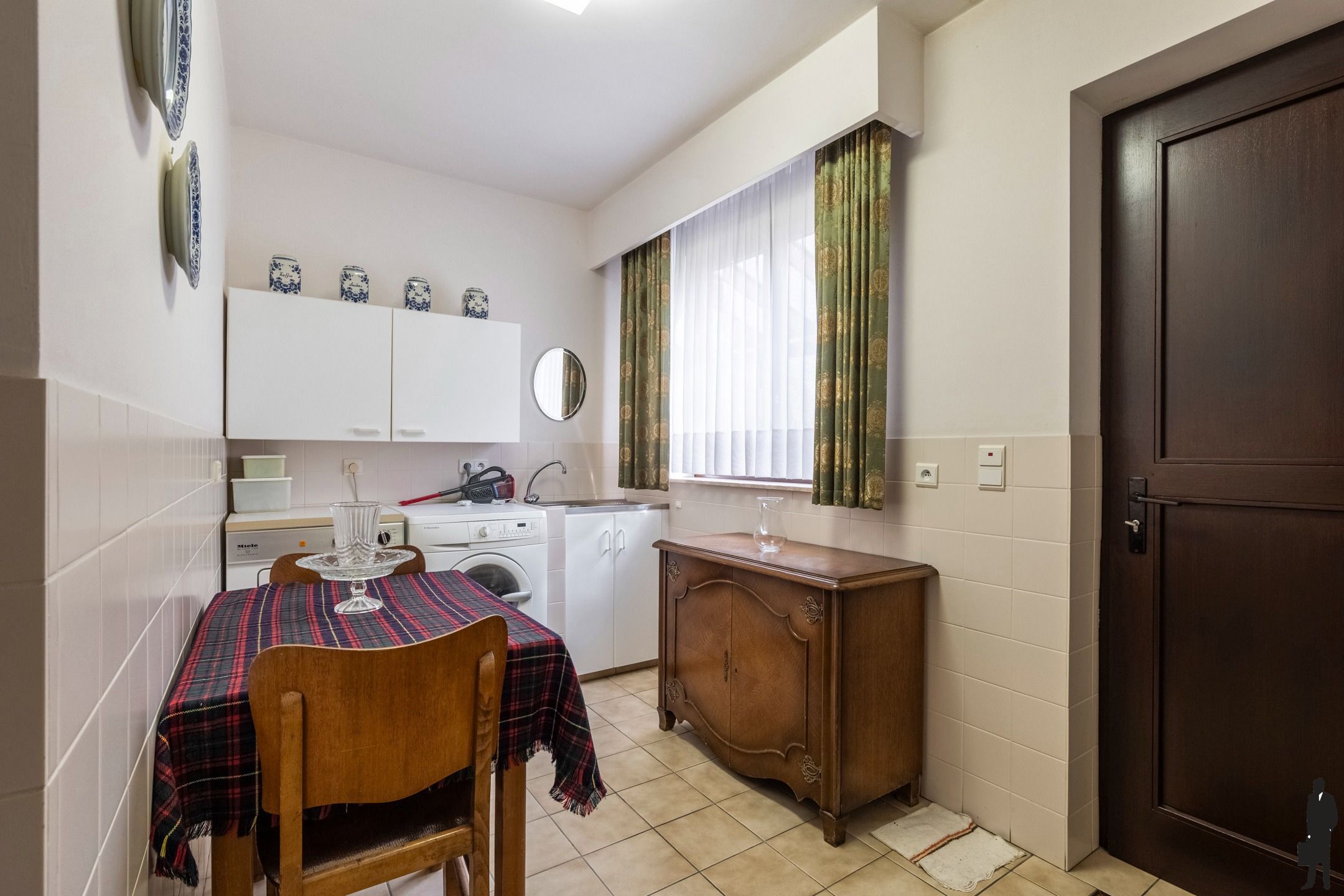 Vrijstaande woning met garage, bijgebouw en ruime zolder foto 11