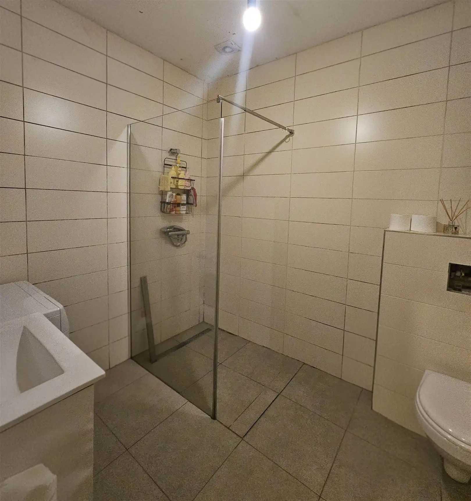 Woning ingedeeld in 3 appartementen foto 6