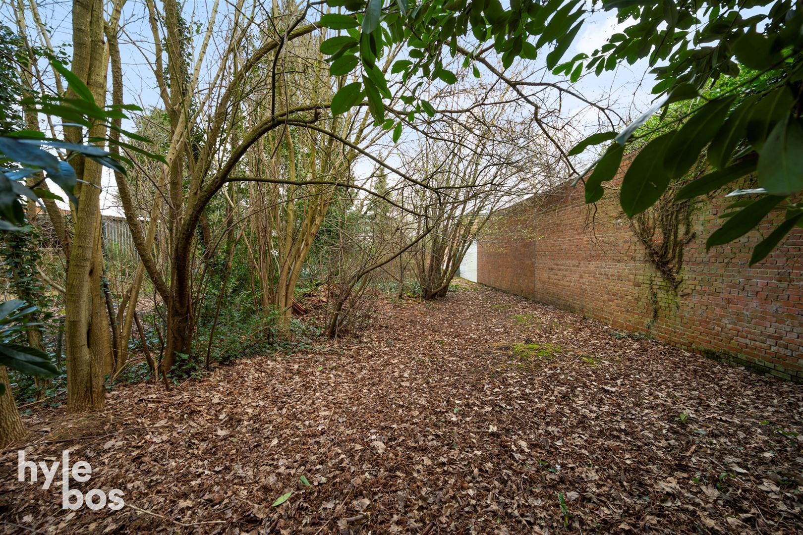 Mooi stuk bouwgrond voor halfopen bebouwing foto 7