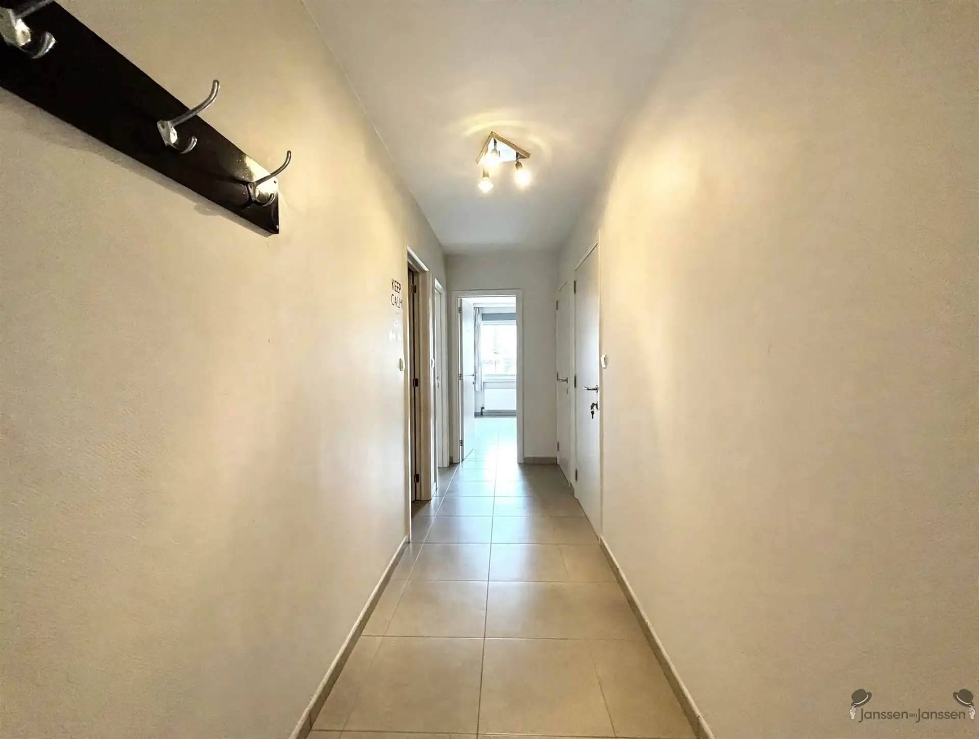 Appartement met 2 slaapkamers en garage foto {{pictureIndex}}