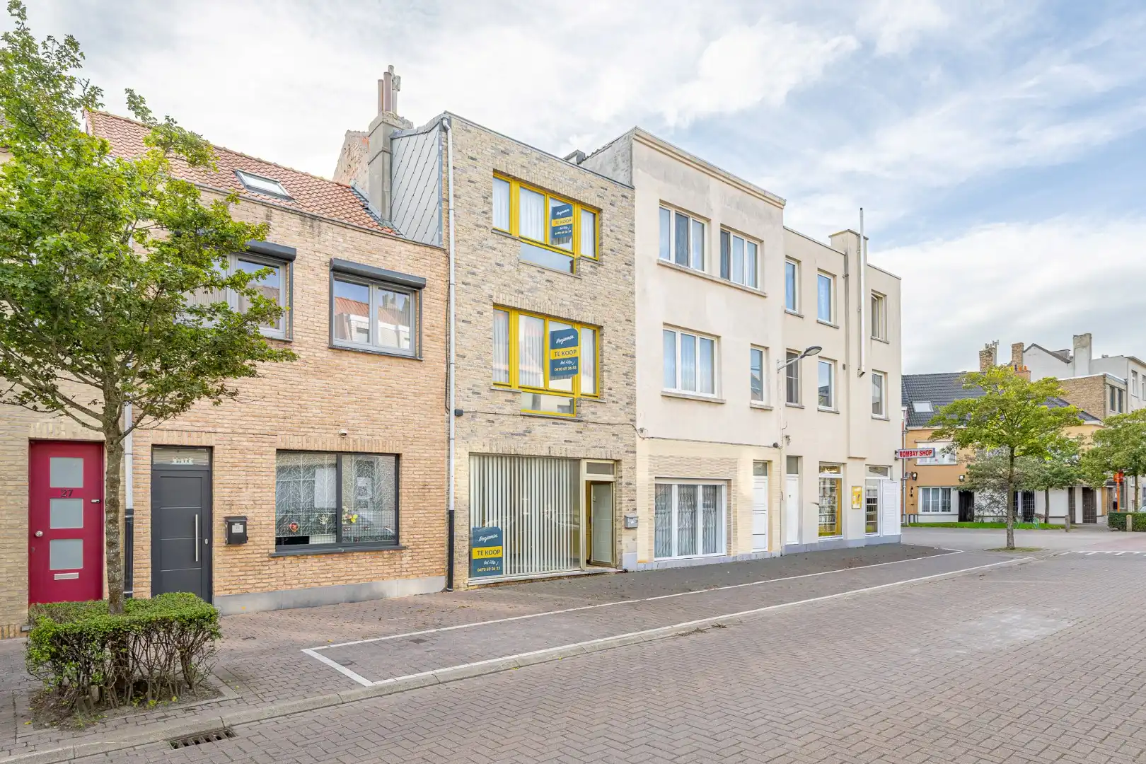 Hoofdfoto van de publicatie: Handelsruimte/woning met polyvalente ruimte en 2 slaapkamers in Oostende