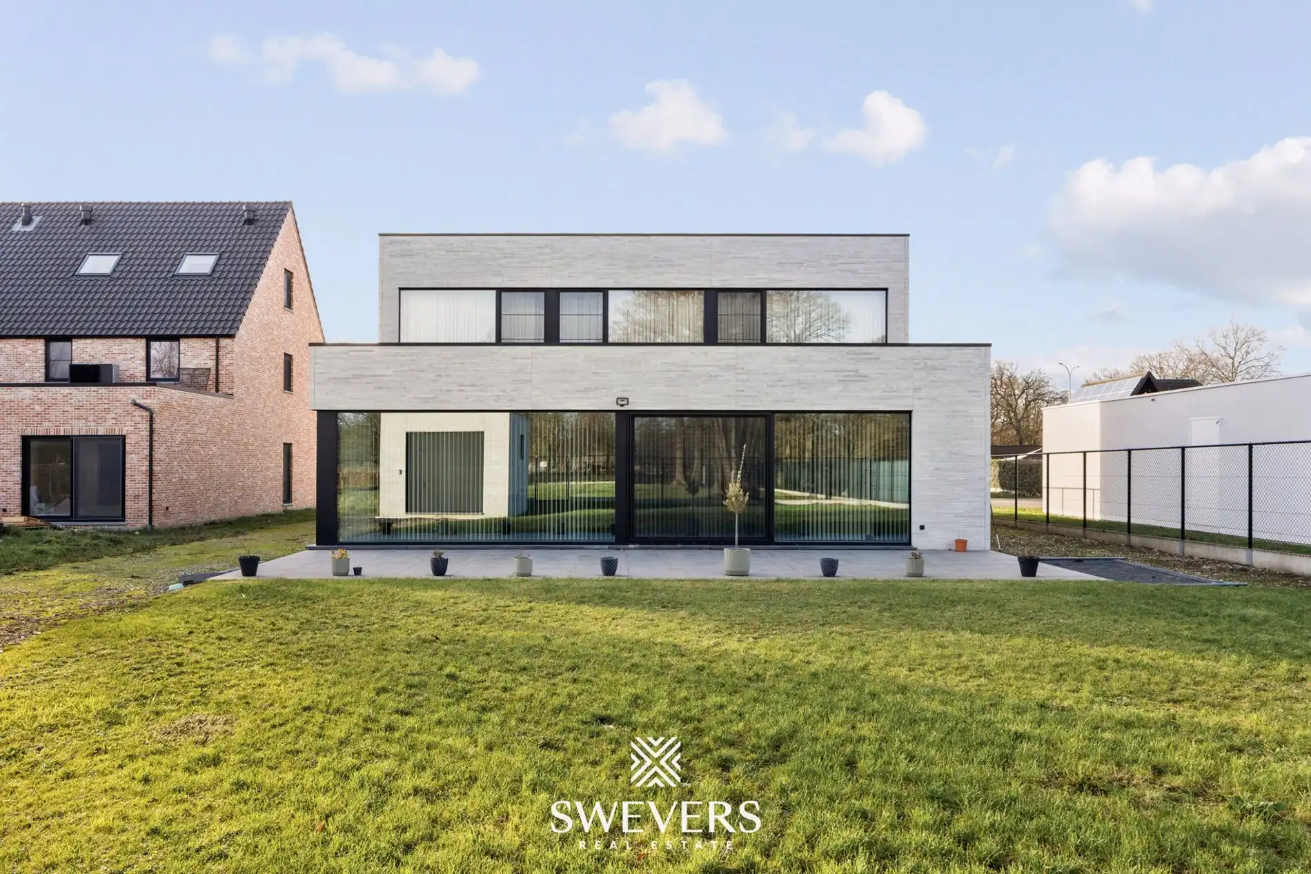 Exclusieve luxe villa (2023) met 6 slaapkamers op riant perceel in Zonhoven foto 34