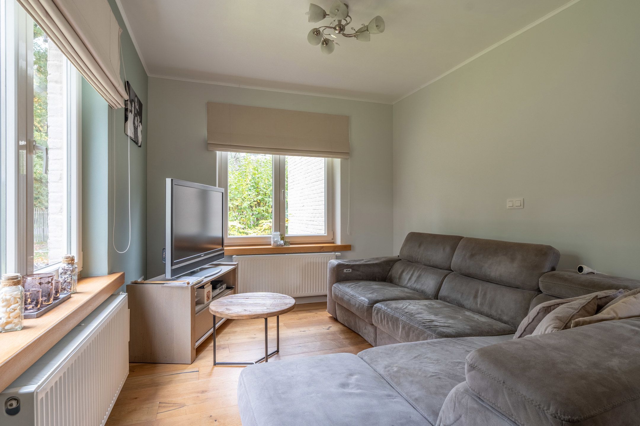 Ruime villa met 5/6 slpks op een perceel van 1.765 m²  foto 8