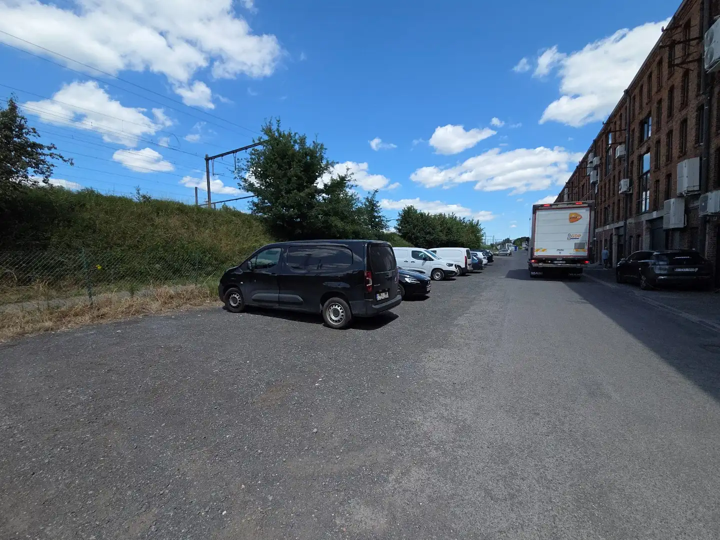 Magazijn van 220m² op commercieel centrum Pottelberg foto 13