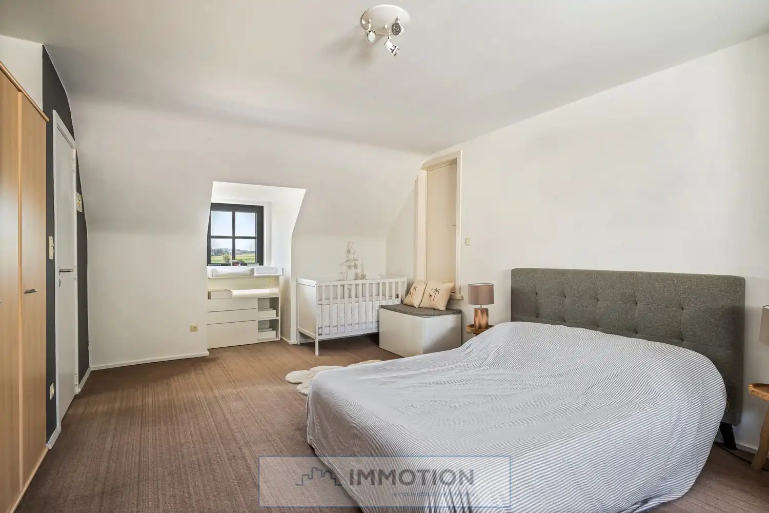 Uniek gelegen villa met prachtig landelijk uitzicht in Zwevegem foto 20