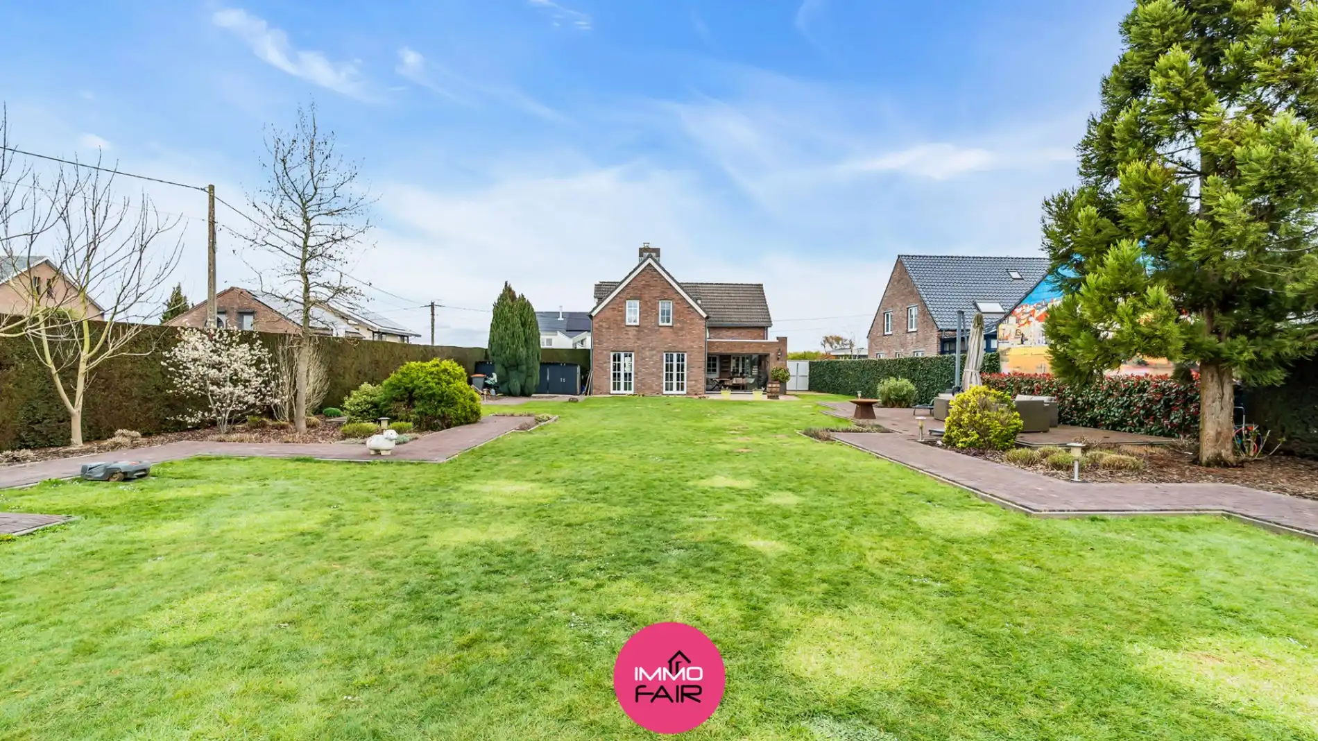 Vrijstaande woning op royaal perceel met panoramisch uitzicht, vlakbij Maastricht foto 25