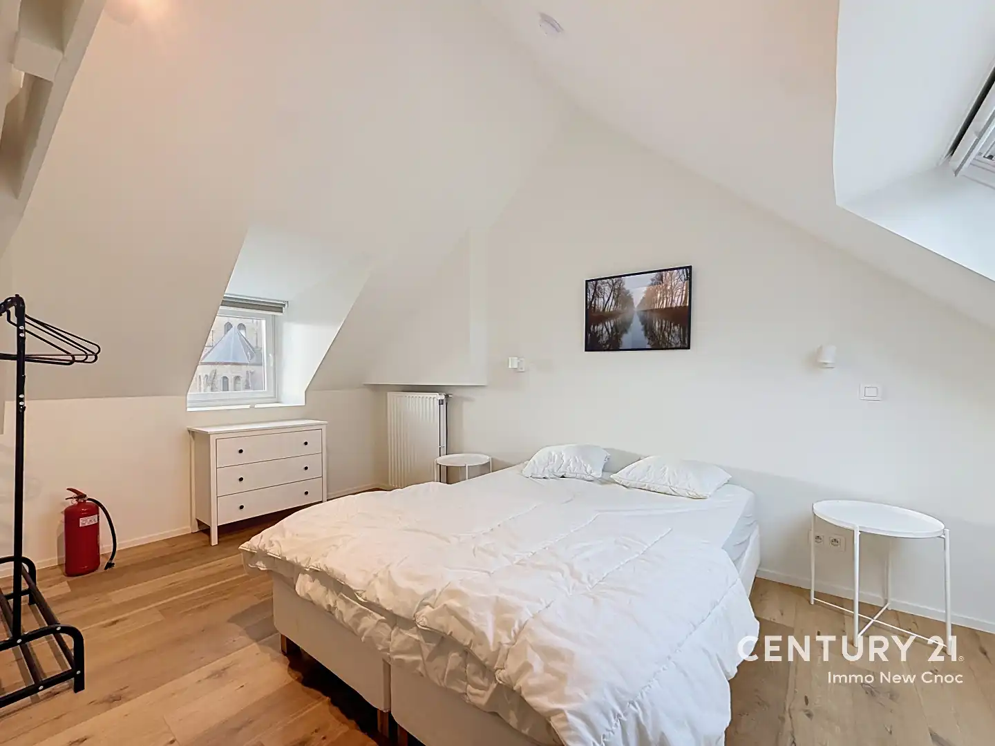 Charmante woning in Brugge (1937) met 4 slaapkamers, 2 badkamers en 155 m² woonoppervlakte op een perceel van 126 m² foto 5