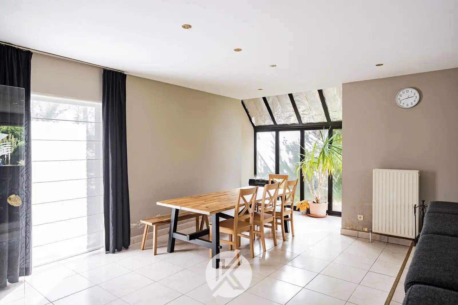 Villa op 31a in een groene omgeving foto 11
