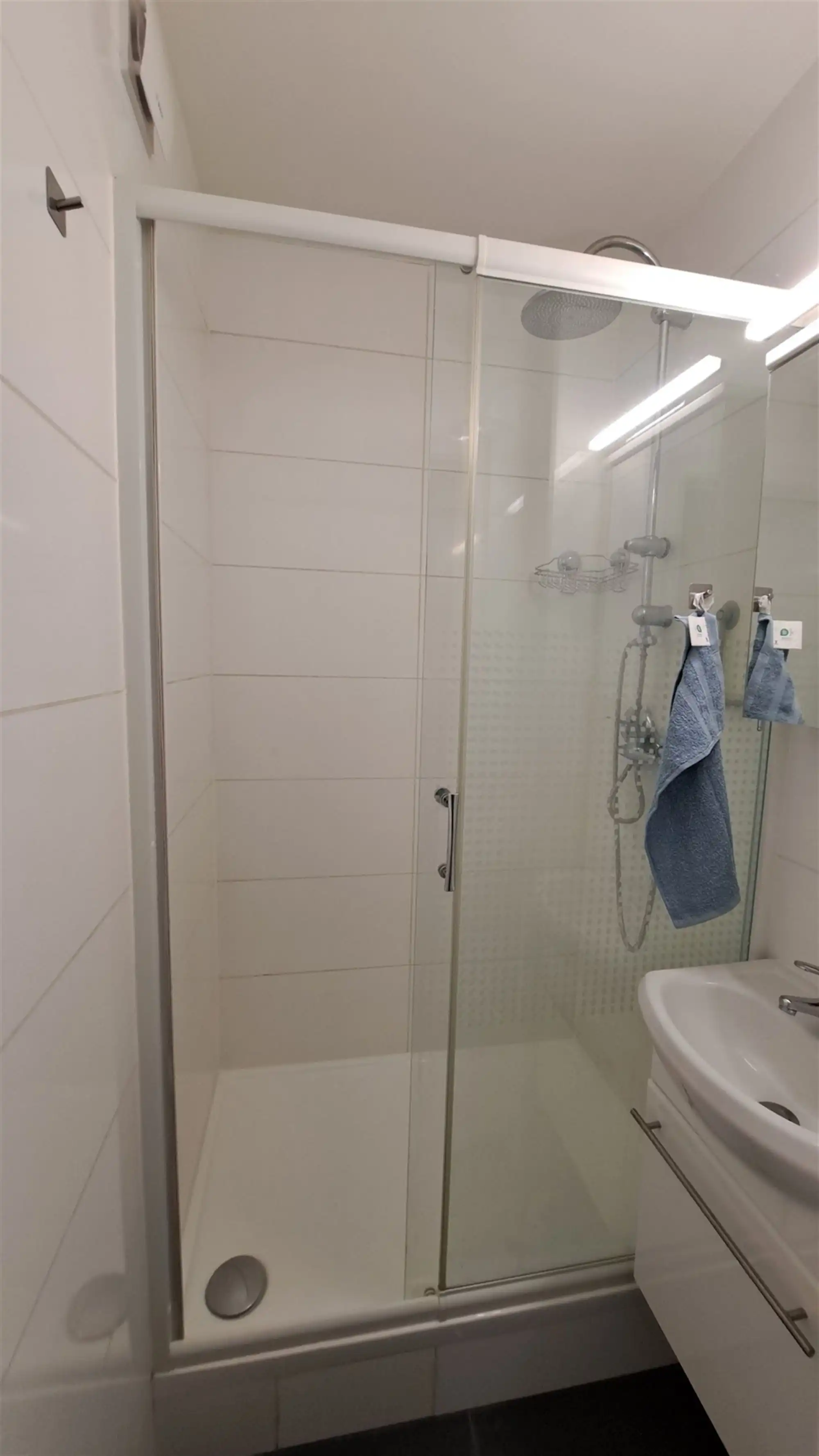 Instapklare lichtrijke studio van 32m2 te Kessel-Lo. foto 9