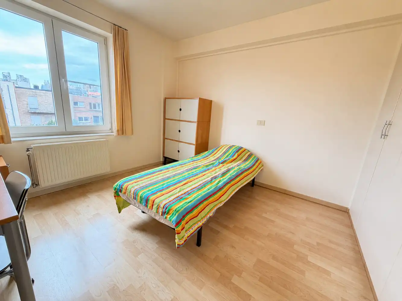 Instapklaar appartement met groot terras en twee slaapkamers. Garage bij te huren in hetzelfde gebouw. foto 17