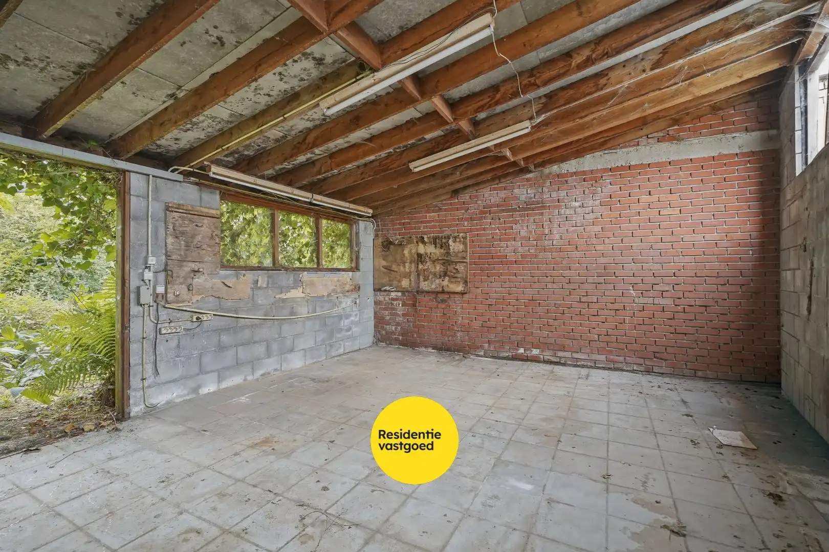 Lichtrijke woning met renovatiepotentieel te Assebroek foto 11