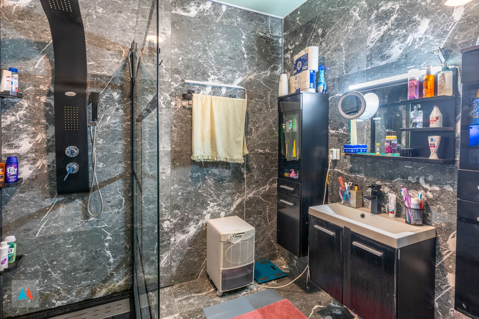 Vrijstaande woning met stal  foto 9