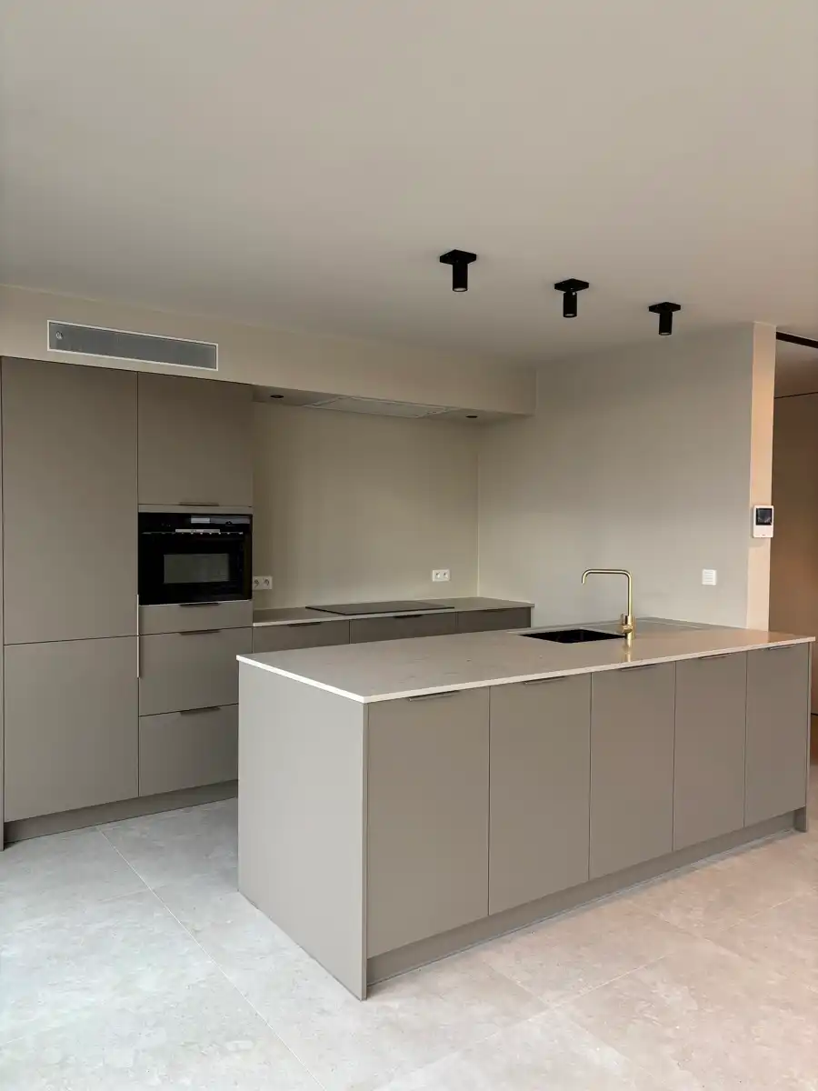 Luxueus nieuwbouw duplex appartement te huur foto 2