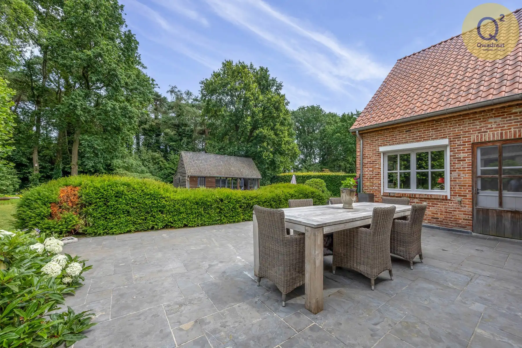Rustig gelegen villa van met zwembad en poolhouse  foto 88
