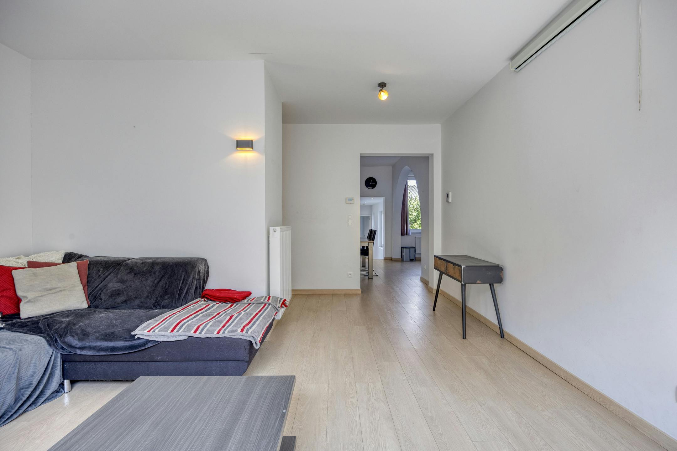 Lichtrijk en ruim gerenoveerd appartement nabij Gent-centrum foto 15