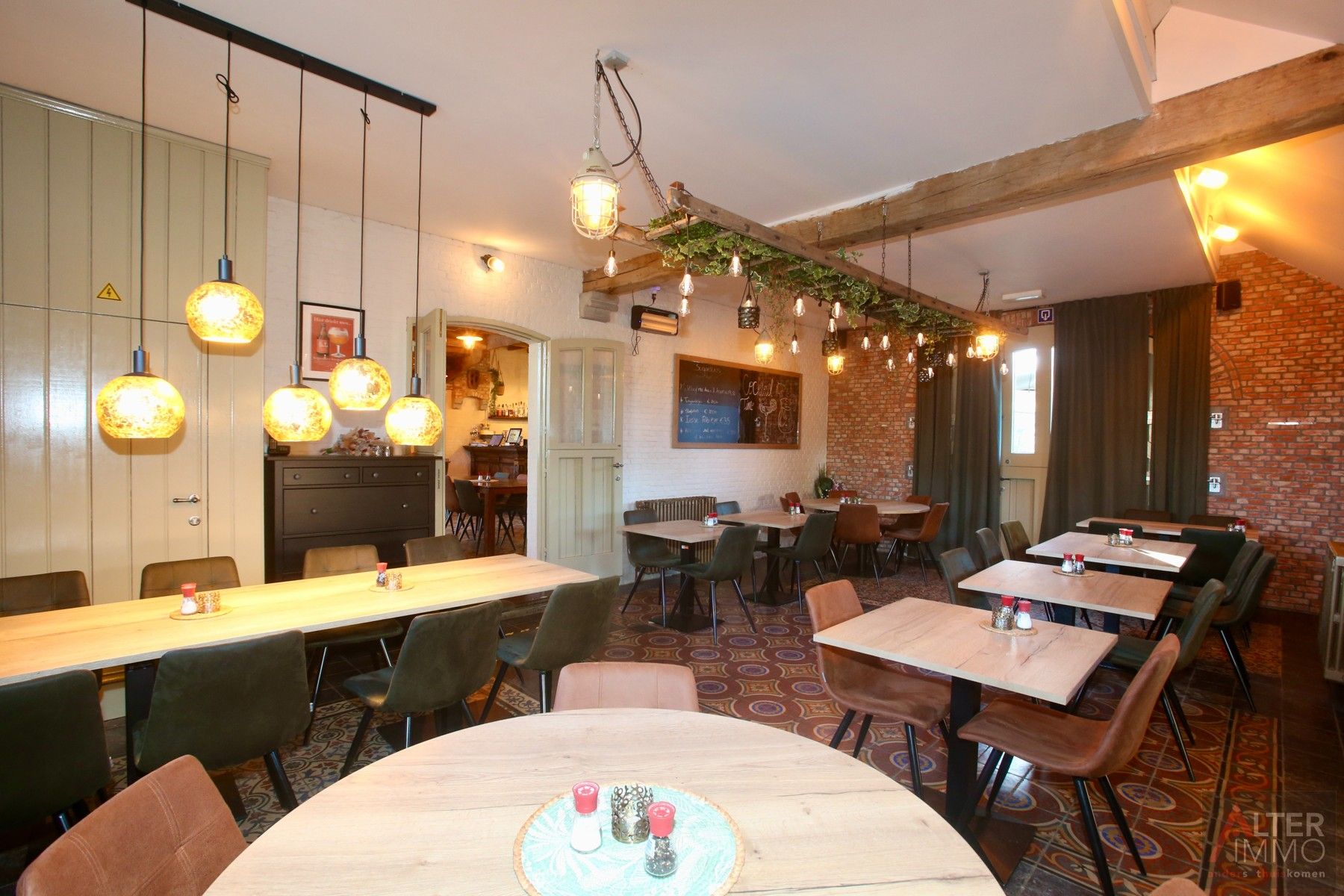 De Lemmensmolen, een gekende en uitstekend gelegen brasserie (ca. 200m²), al jarenlang een waar 'begrip' in de regio! foto 8