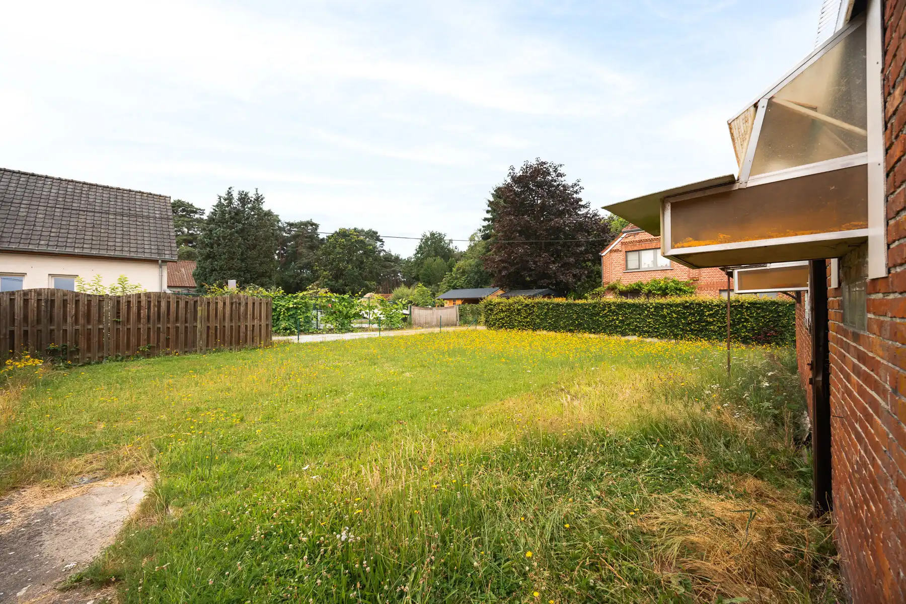 Karakterwoning met veel renovatiepotentieel op toplocatie foto 4