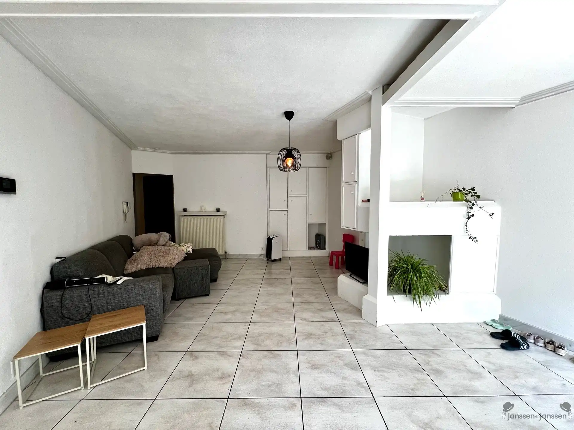 Woning met polyvalent atelier/handelsruimte foto 9