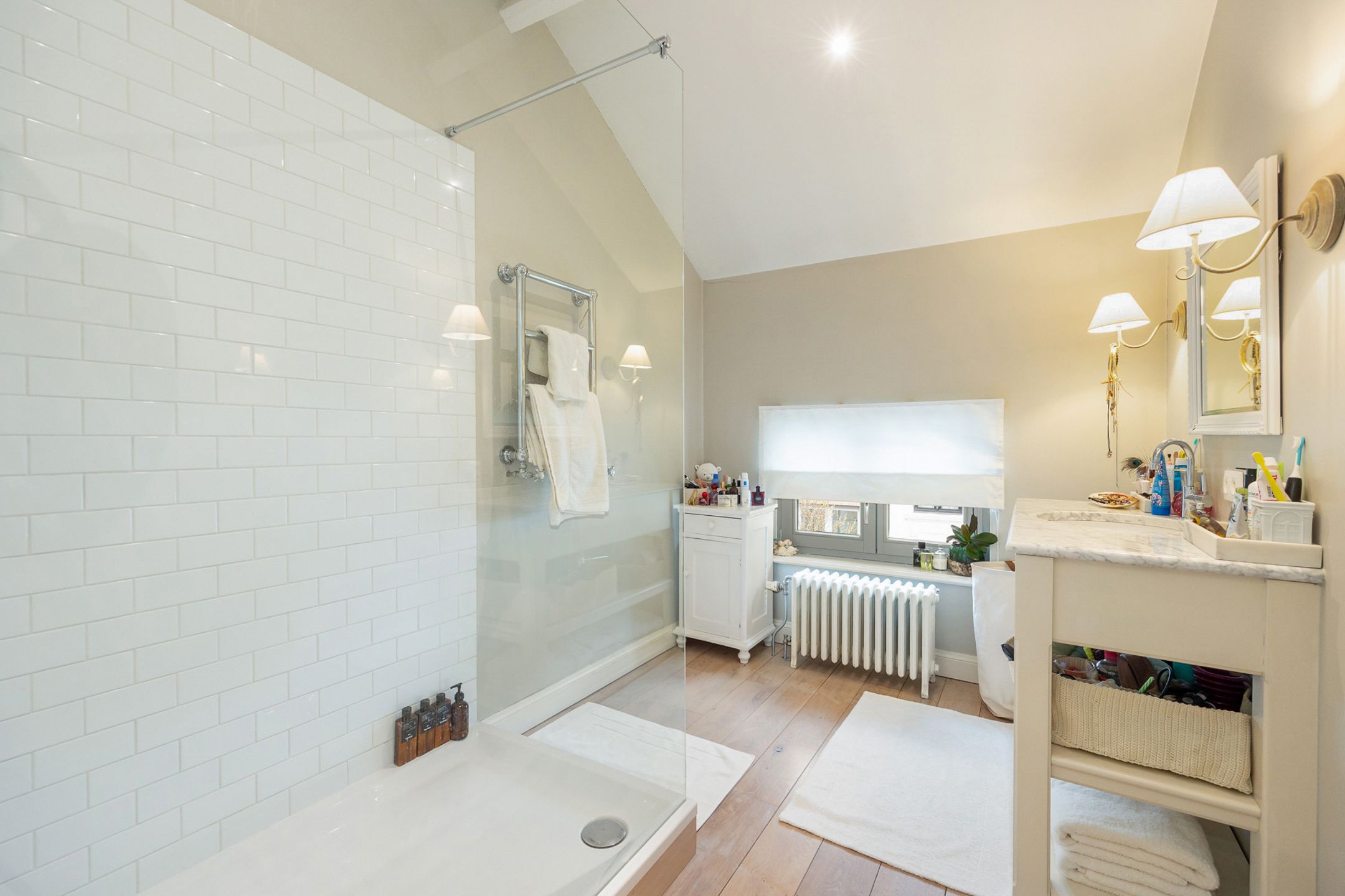 ANTWERPEN - Charmante herenwoning met tuin en garage foto 18