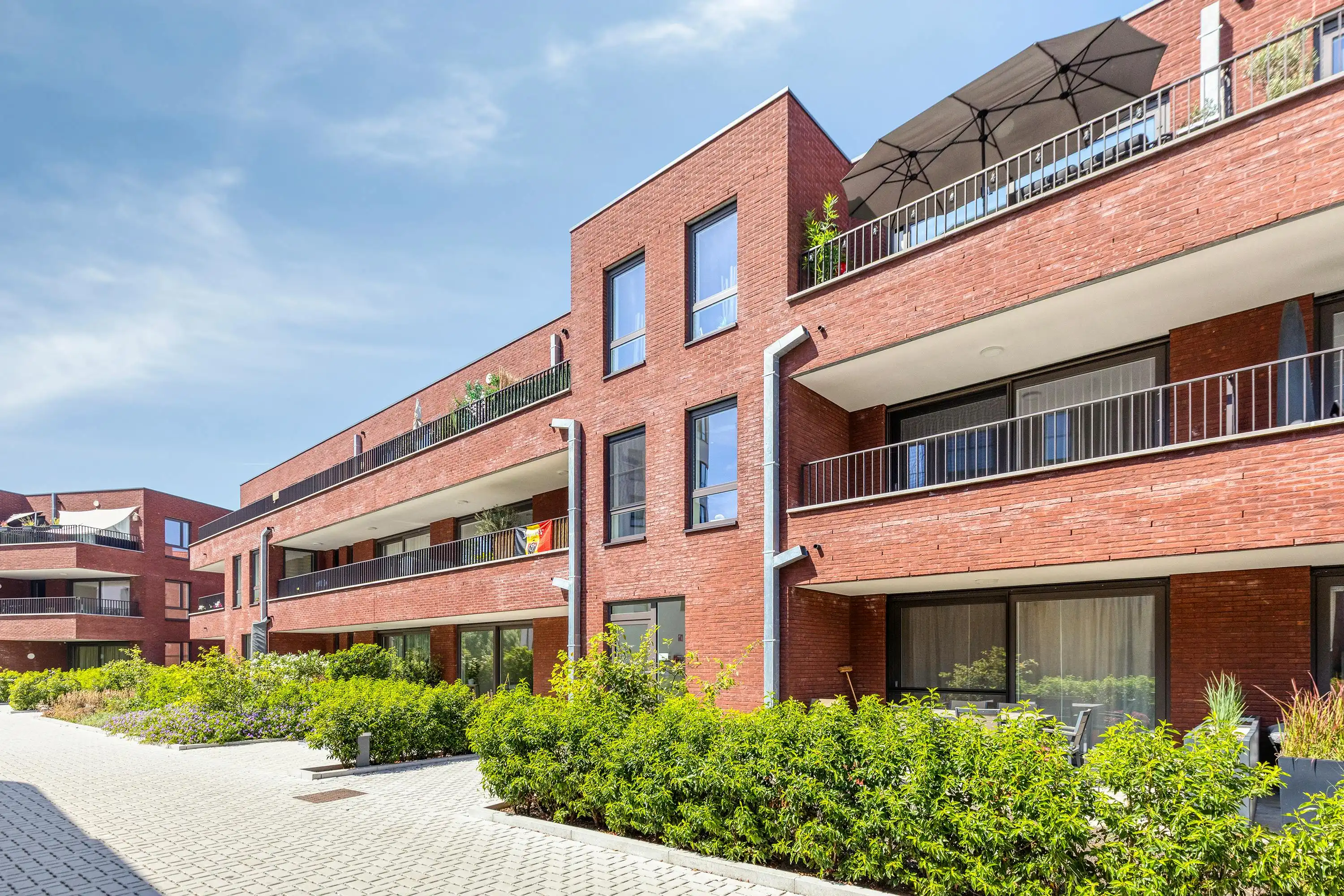 Recent en energiezuinig appartement met 1 slaapkamer in Boom foto {{pictureIndex}}