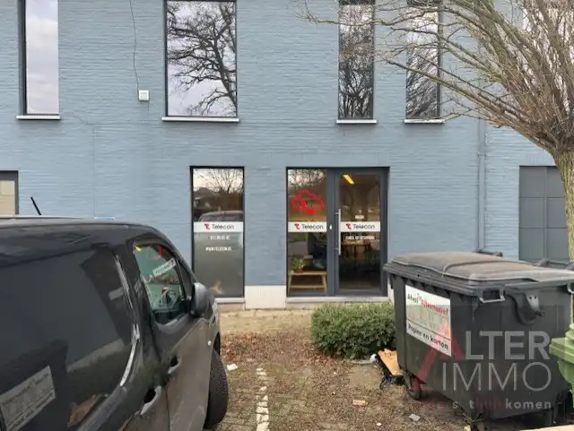 Kantoorruimte 60m² in bedrijfspand op top locatie! foto 8