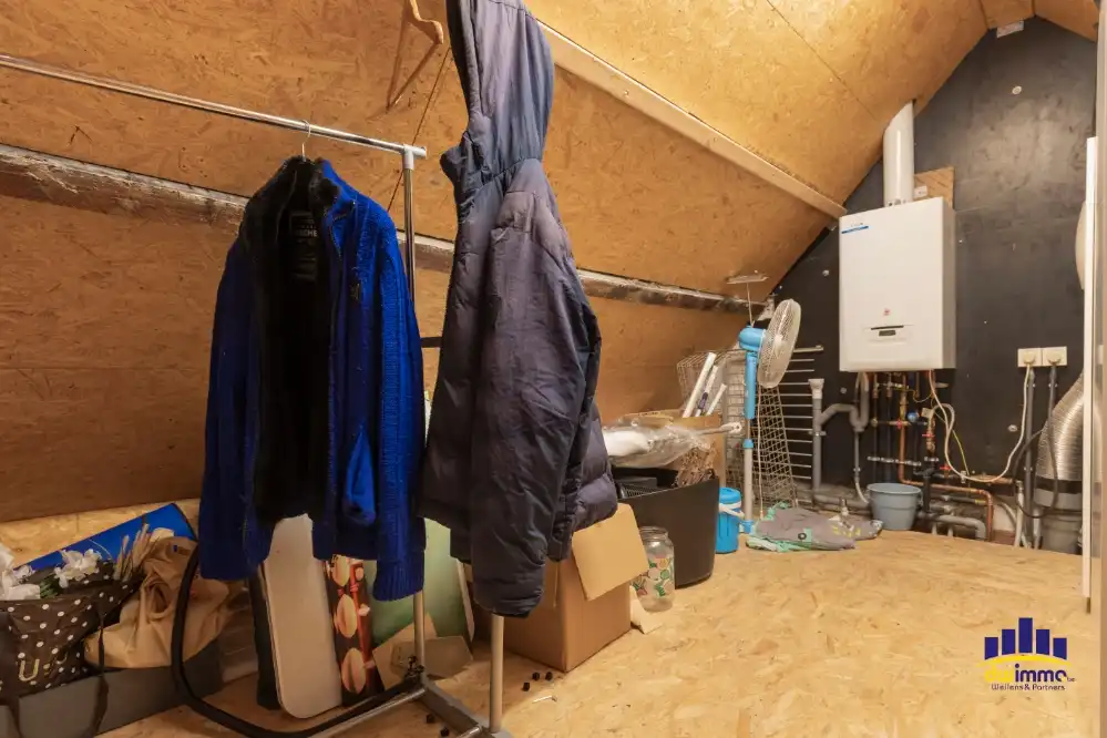 Ruime woning met 3 slaapkamers en gezellige koer in Ledeberg. foto 12