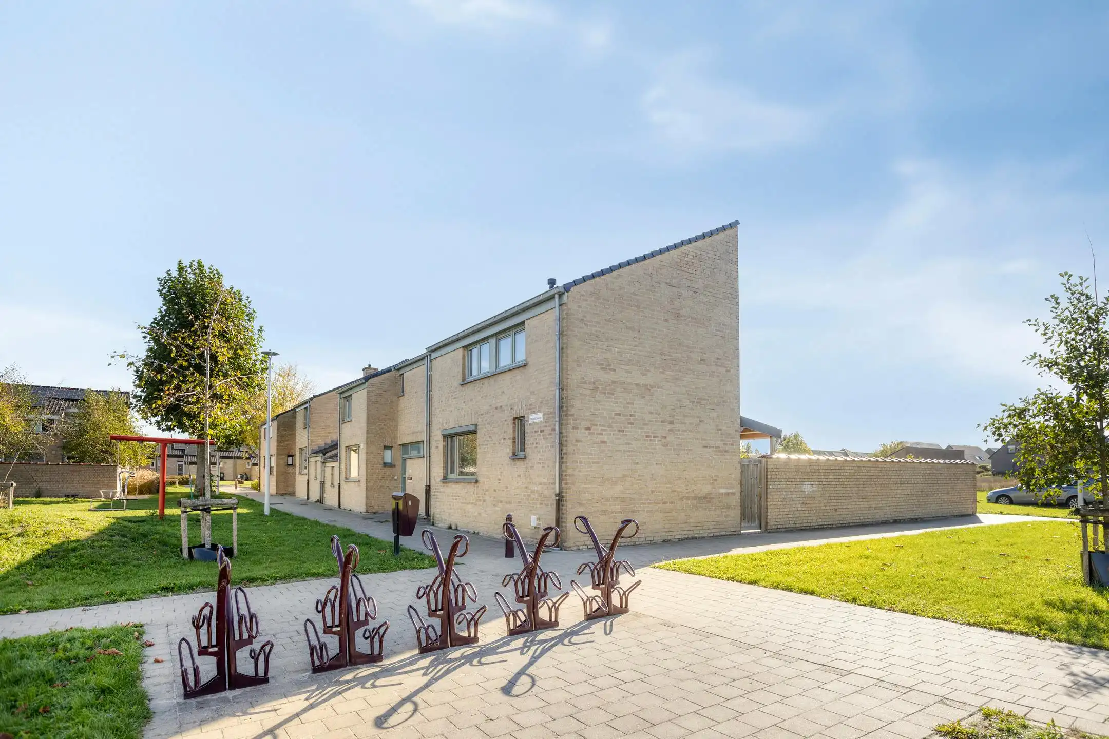 Hedendaags, duurzaam en instapklaar wonen in Poperinge foto 2