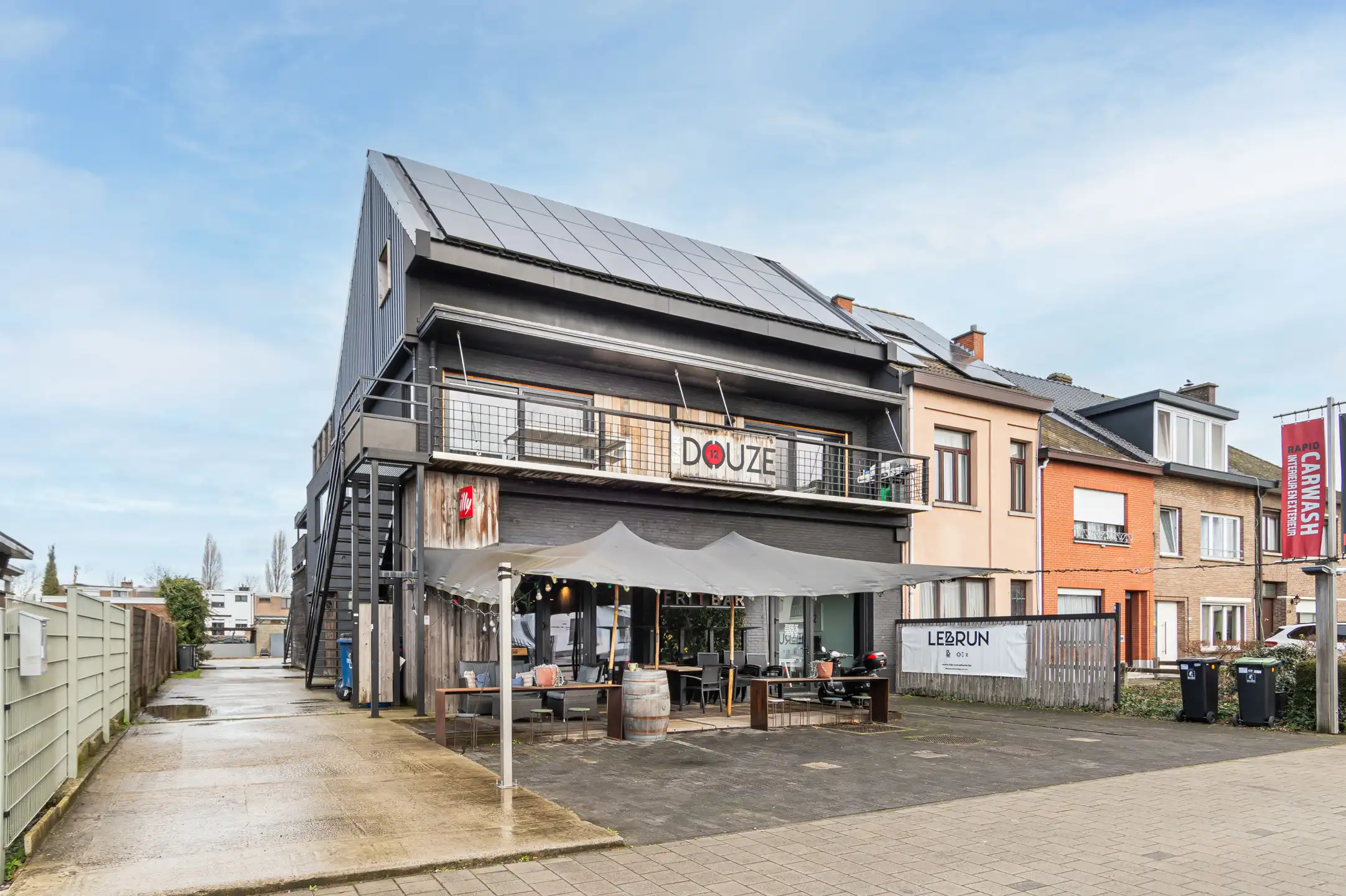 Handelspand van 285 m² met parking op toplocatie foto 13