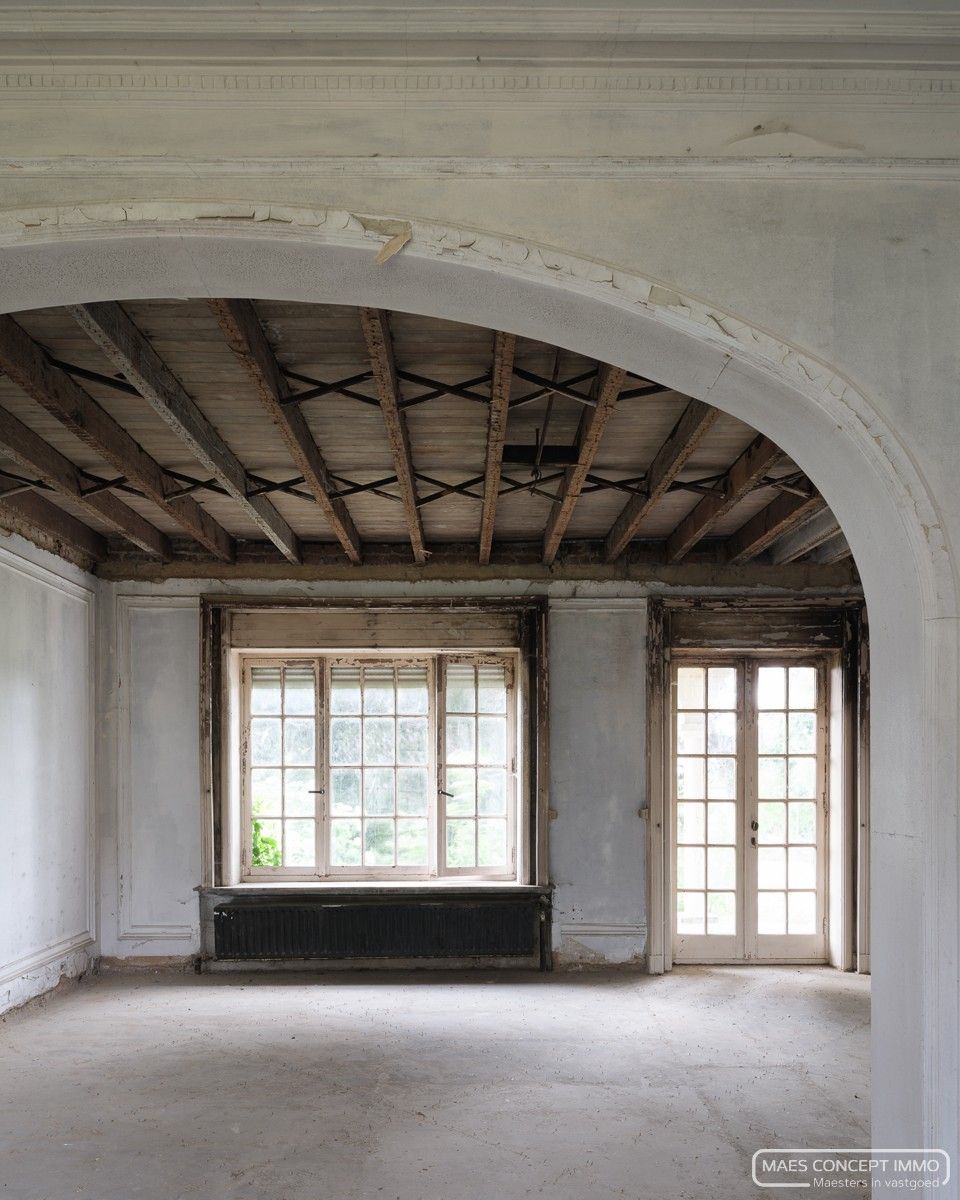 Unieke te renoveren burgerwoning in Kaster foto 8