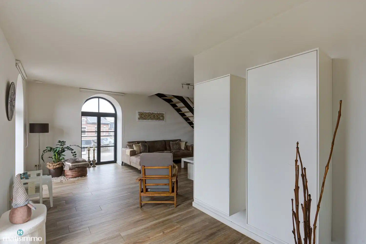 RIANT, INSTAPKLAAR DUPLEXAPPARTEMENT MET 2 SLAAPKAMERS EN 2 AUTOSTAANPLAATSEN IN MOELINGEN foto 4