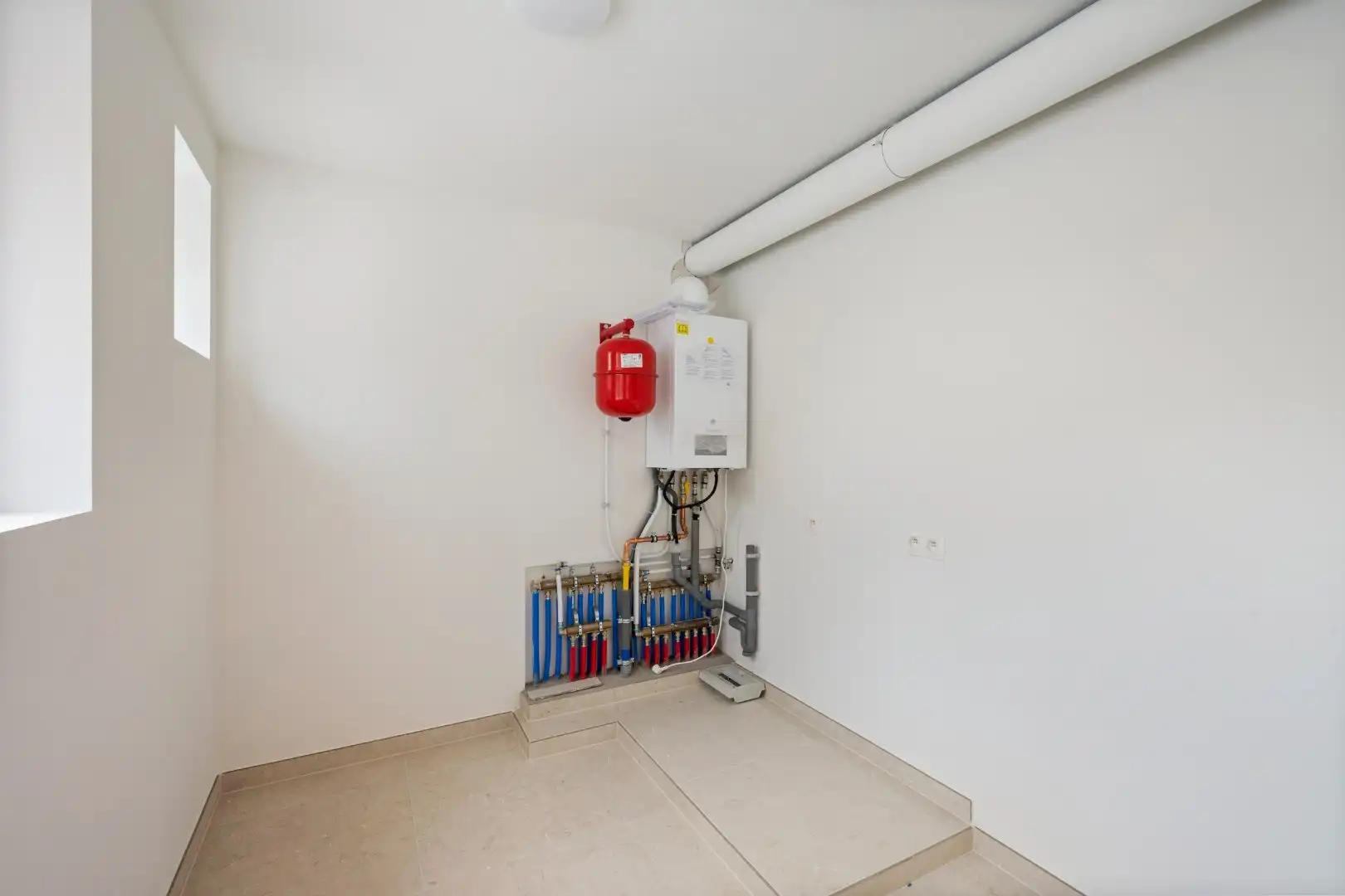 Energiezuinige woning met 3 slaapkamers en tuin met uitweg in Gullegem foto 23