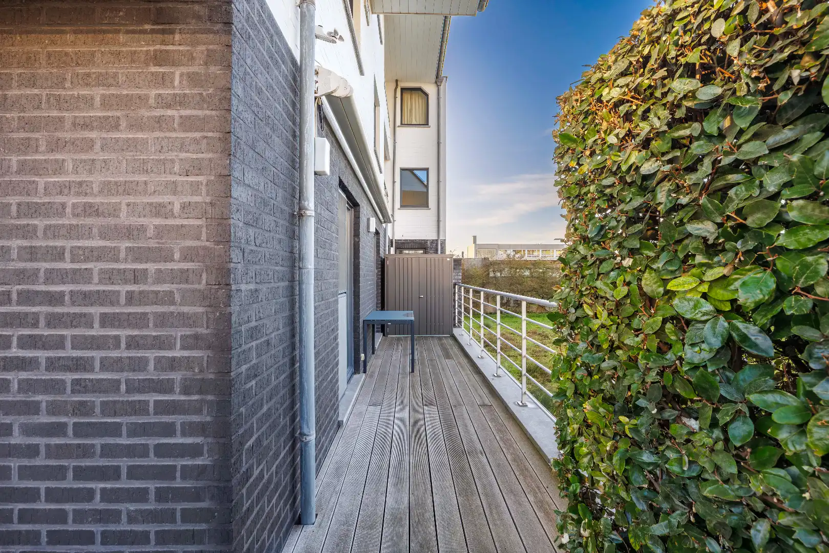 Gelijkvloers appartement met uitzonderlijk zonnig terras en zicht op natuurgebied, op een boogscheut van de zeedijk te Heist. foto 11