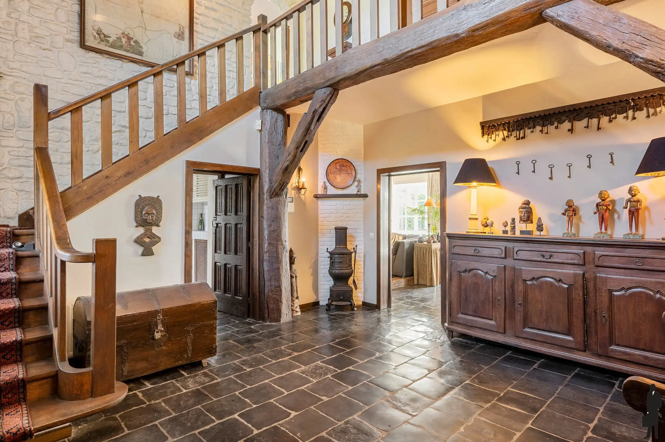 Uniek landhuis met ruim bijgebouw op riant perceel van 4.855 m², pal zuid georiënteerd foto 3