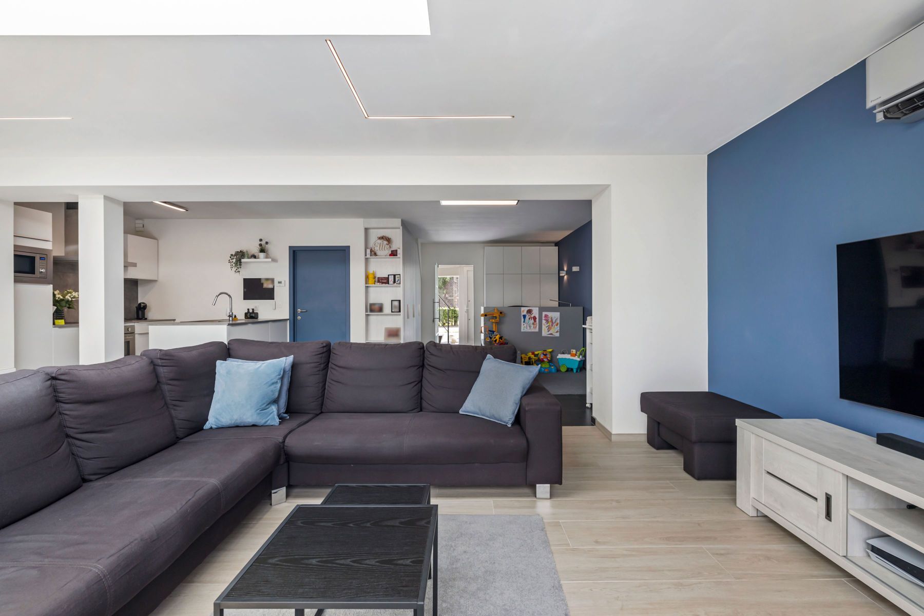 Energiezuinige woning met garage, zonnepanelen en airco foto 9