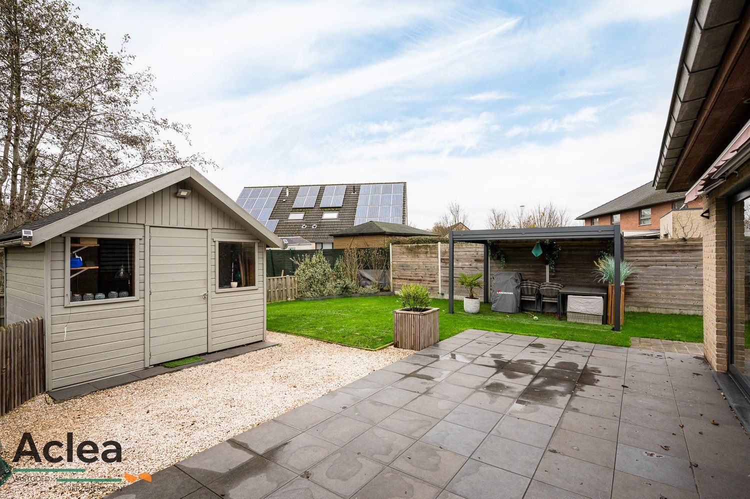 Rustig gelegen bungalow in een kindvriendelijke wijk foto 32