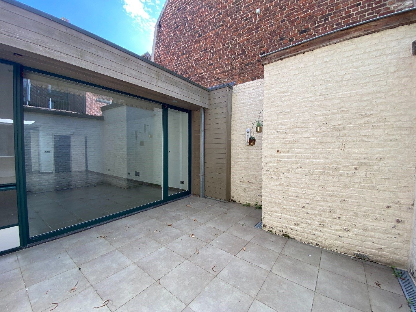 Ruime stadswoning met 2 slaapkamers en garage foto 8