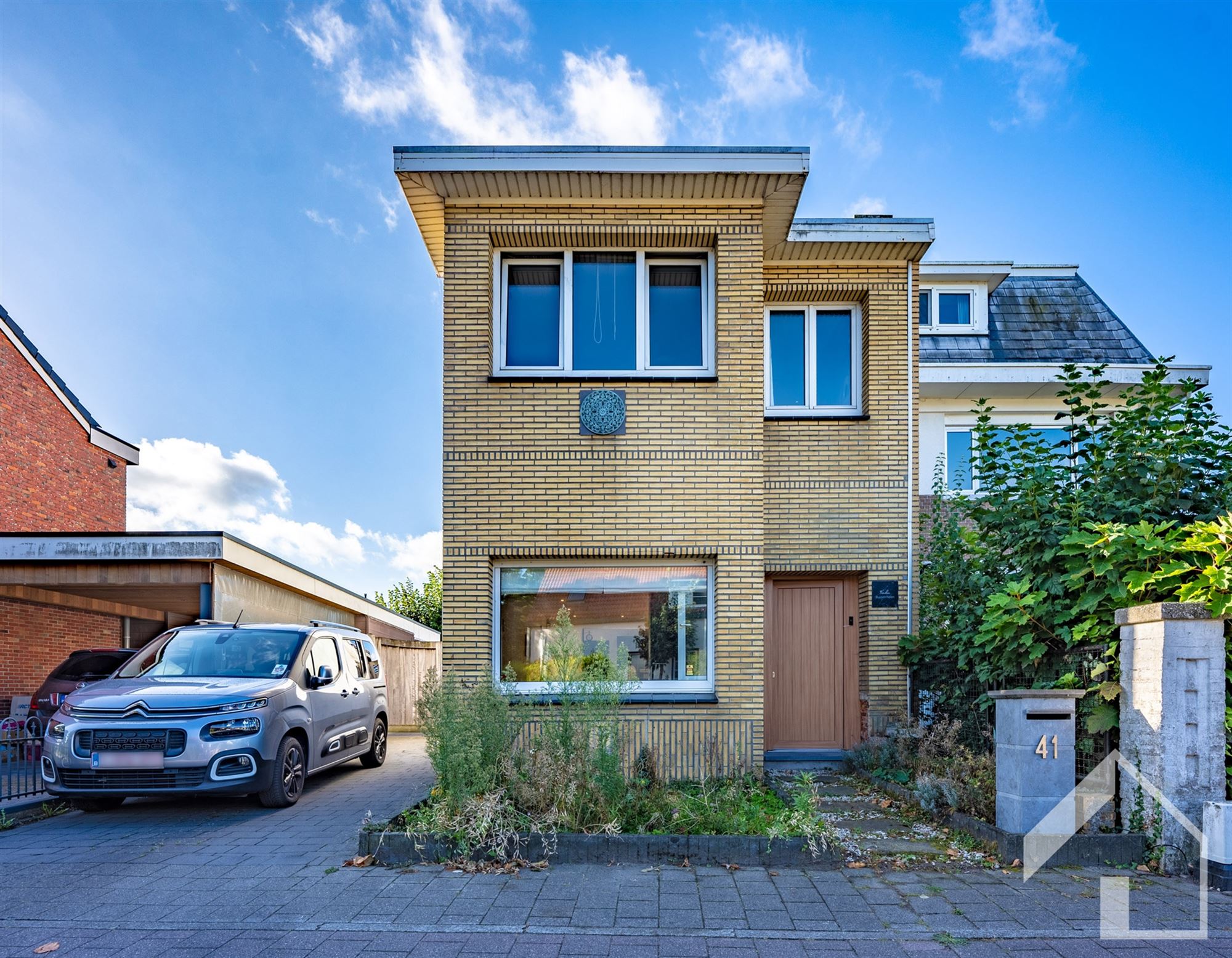 Hoofdfoto van de publicatie: Instapklare gezinswoning met 3 à 4 slaapkamers en een ruime tuin 