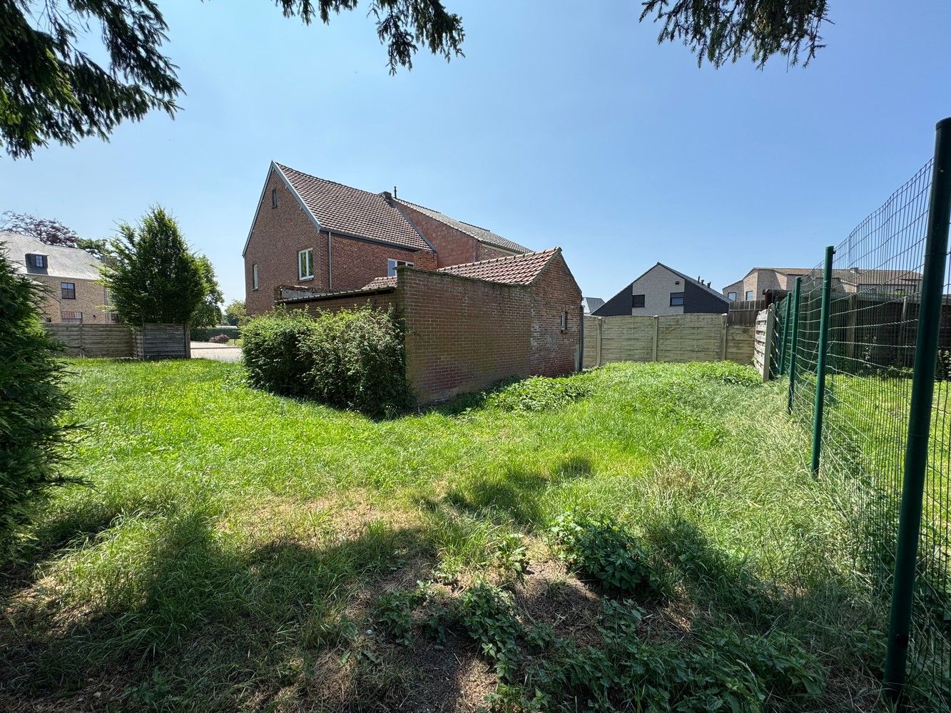 Zeer goed gelegen, instapklaar woonhuis met 3 of 4 slaapkamers en tuin foto 25