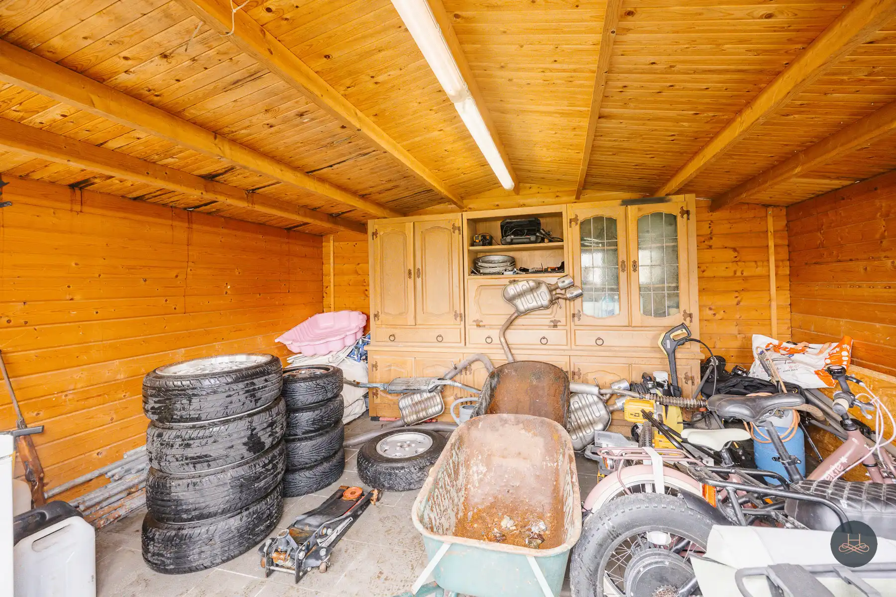 Landelijke gezinswoning met 4 slaapkamers en zeer ruime tuin foto 28