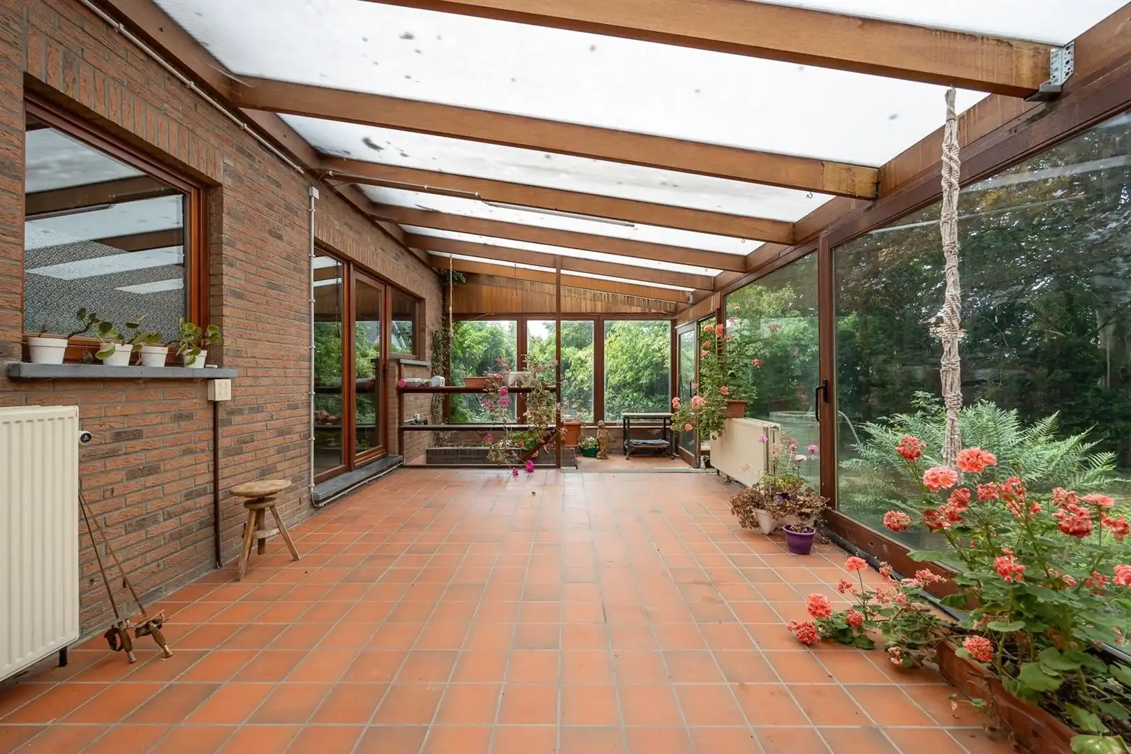 Karaktervolle half open villa met grote tuin 1.189m² in een rustige straat. foto 22