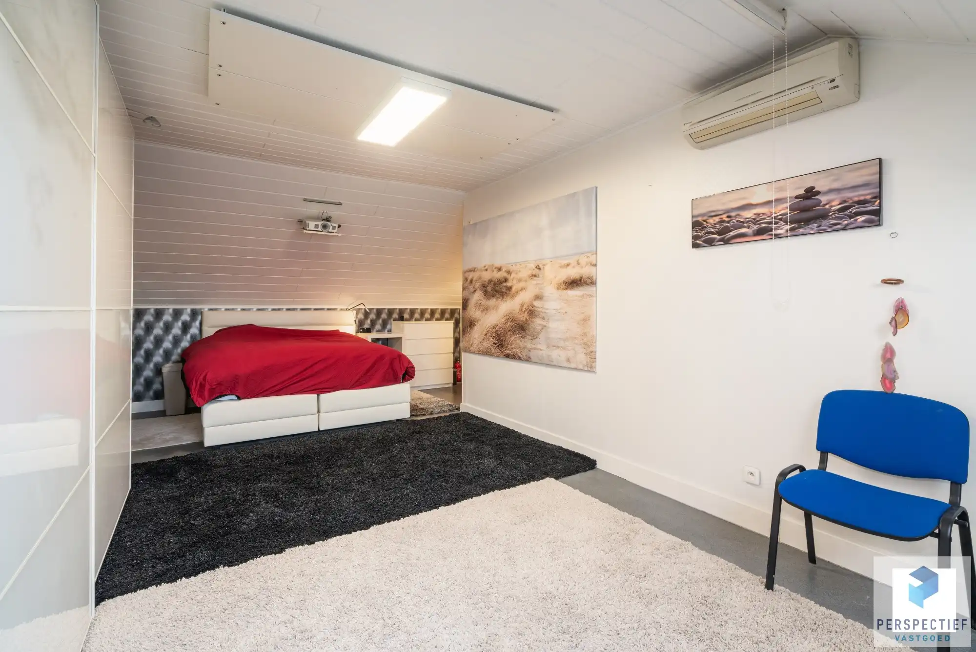 Handelspand met Winkelruimte, Magazijn en Woonst op 1.682 m² foto 44