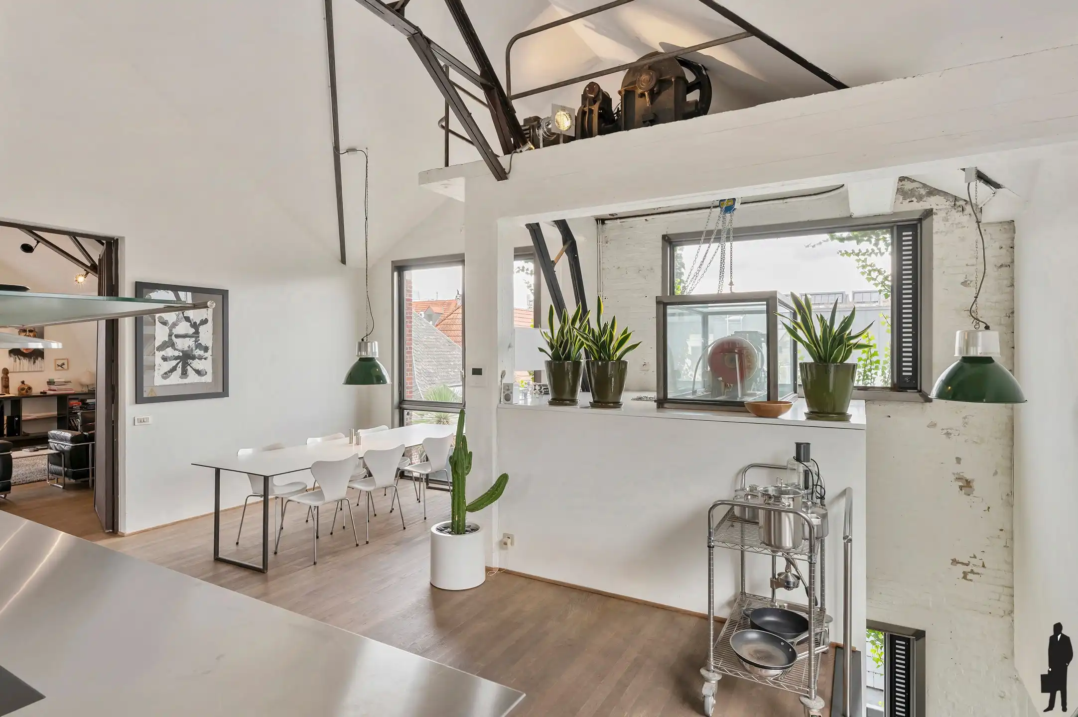Unieke loft met perfecte synergie tussen wonen en werken foto 14