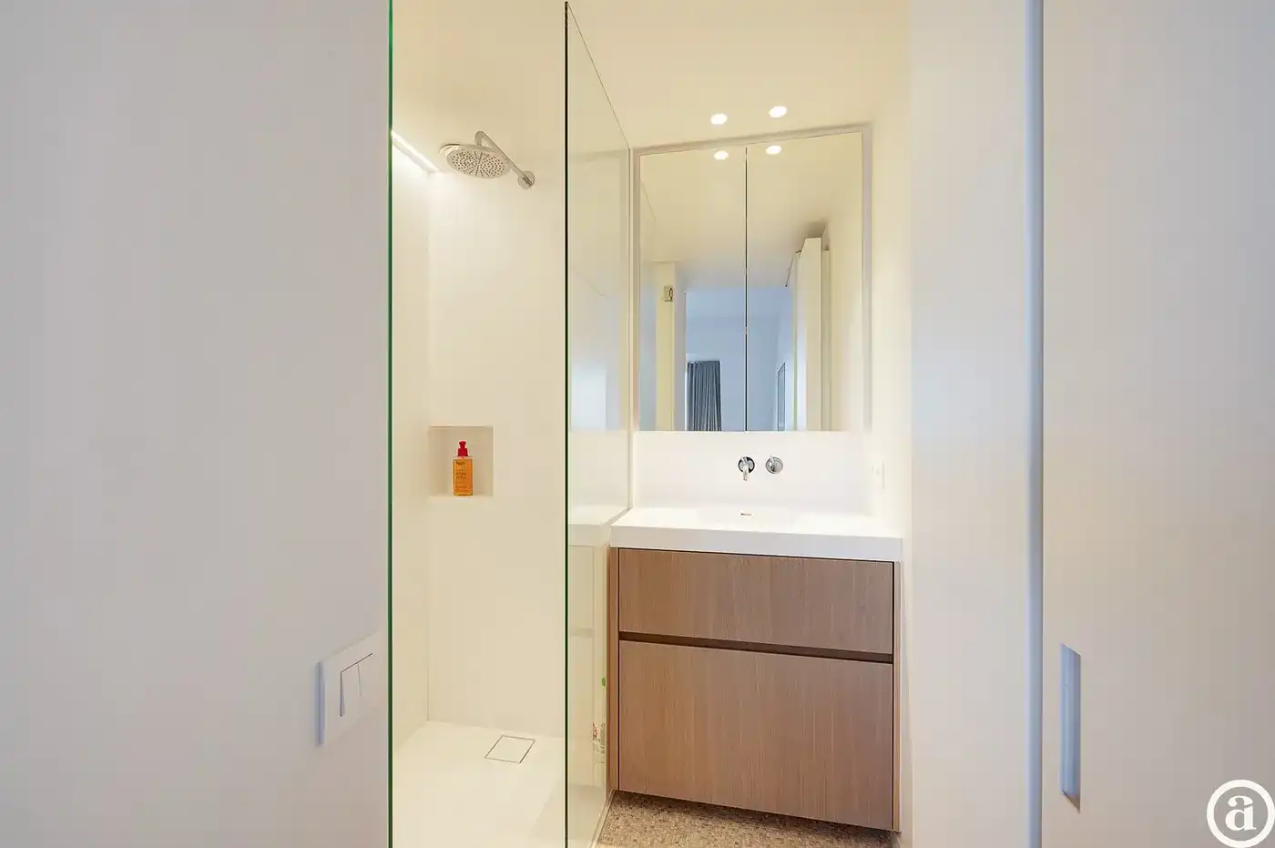 Mooie duplex-appartement met prachtige uitzichten te Zoute. foto 15